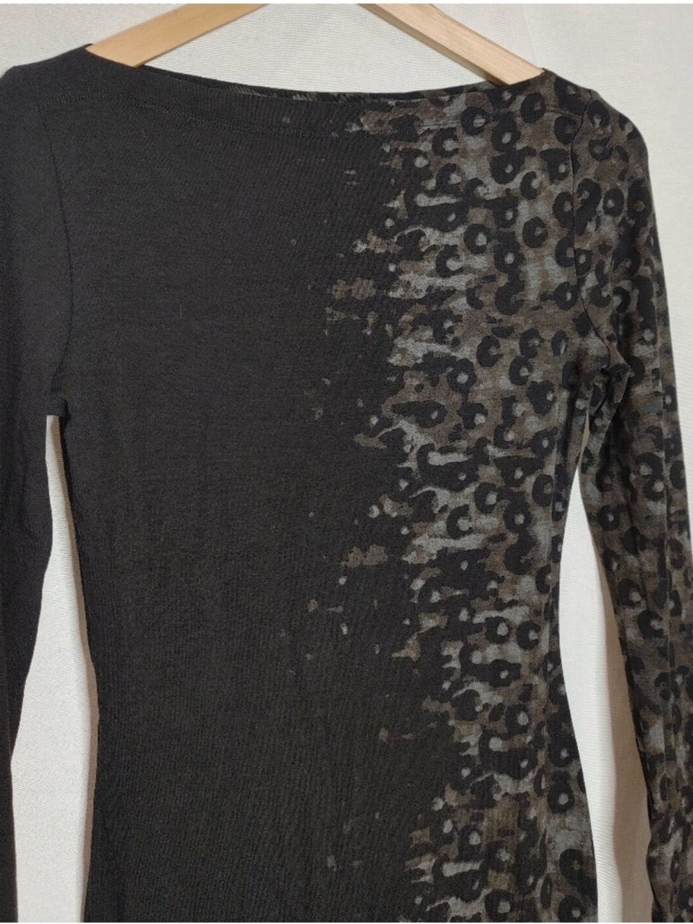 Isabel de Pedro Black Dress with Faded Leopard Panel - Picture 4 of 5